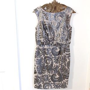 ADRIANNA PAPELL Dress